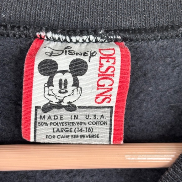 Vintage 90s Disney World Sweatshirt L Donald Duck Crewneck Retro Made in USA - Picture 3 of 8